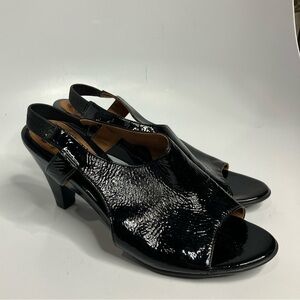 Sofft black patent leather sling back pumps peep toe shoes size 8.5